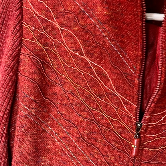 STUNNING VINTAGE full zip sweater.  Sz M or L.  Beautiful colour.  VERY UNIQUE!! - Picture 5 of 12